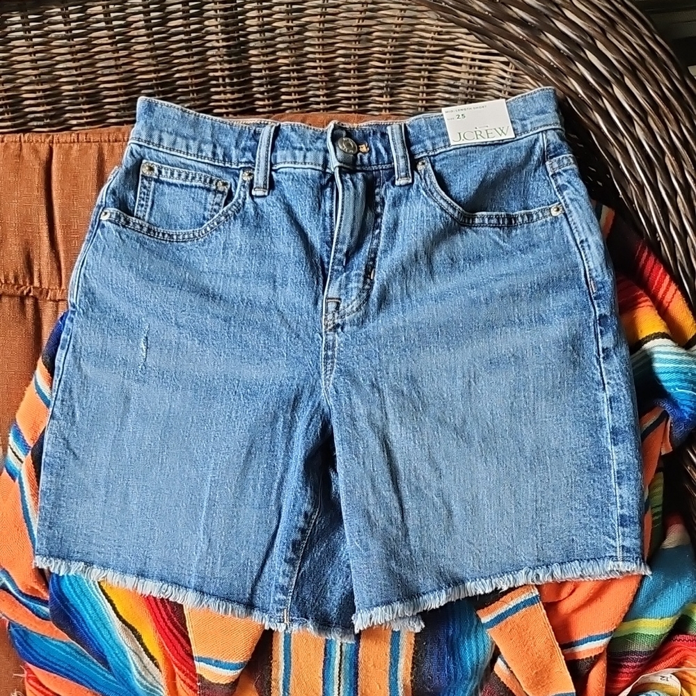 New W Tag J. Crew Women's Blue Denim Mid-Length Short Size 25 Reg Wash